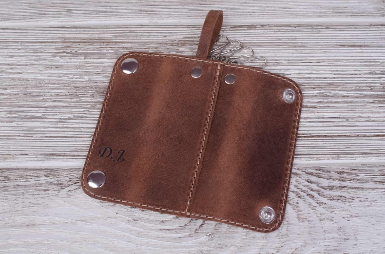 pokrowiec na klucze skórzany.jpg