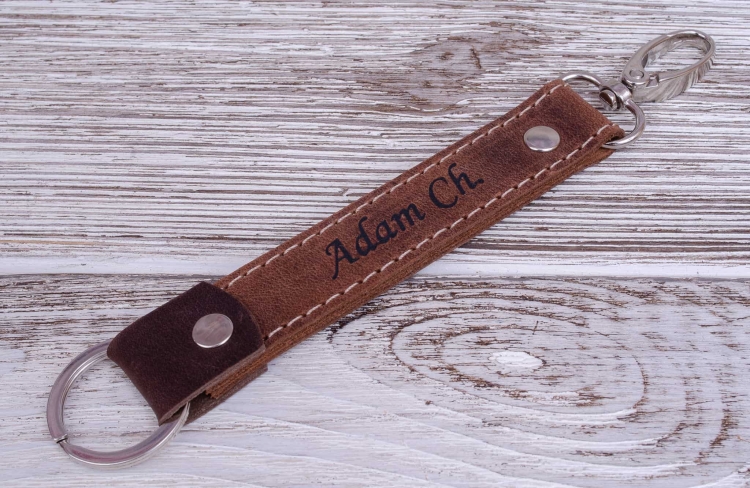 Skórzany brelok na klucze.jpg